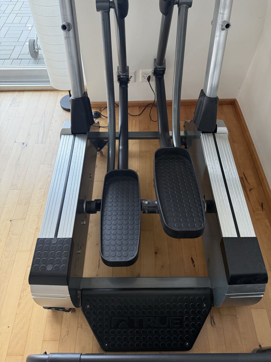 Hometrainer: TRUE FITNESS CS800 ELLIPTICAL – Nuovo (secondo la descrizione) da Zürich venduto da Ndn_Fer 4
