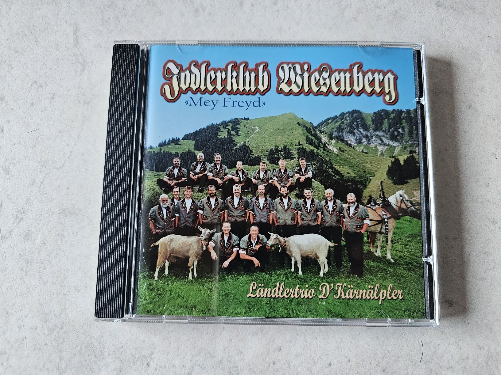 CD: Jodlerklub Wiesenberg  -  Mey Freyd – Usato da Schneisingen venduto da backstore24
