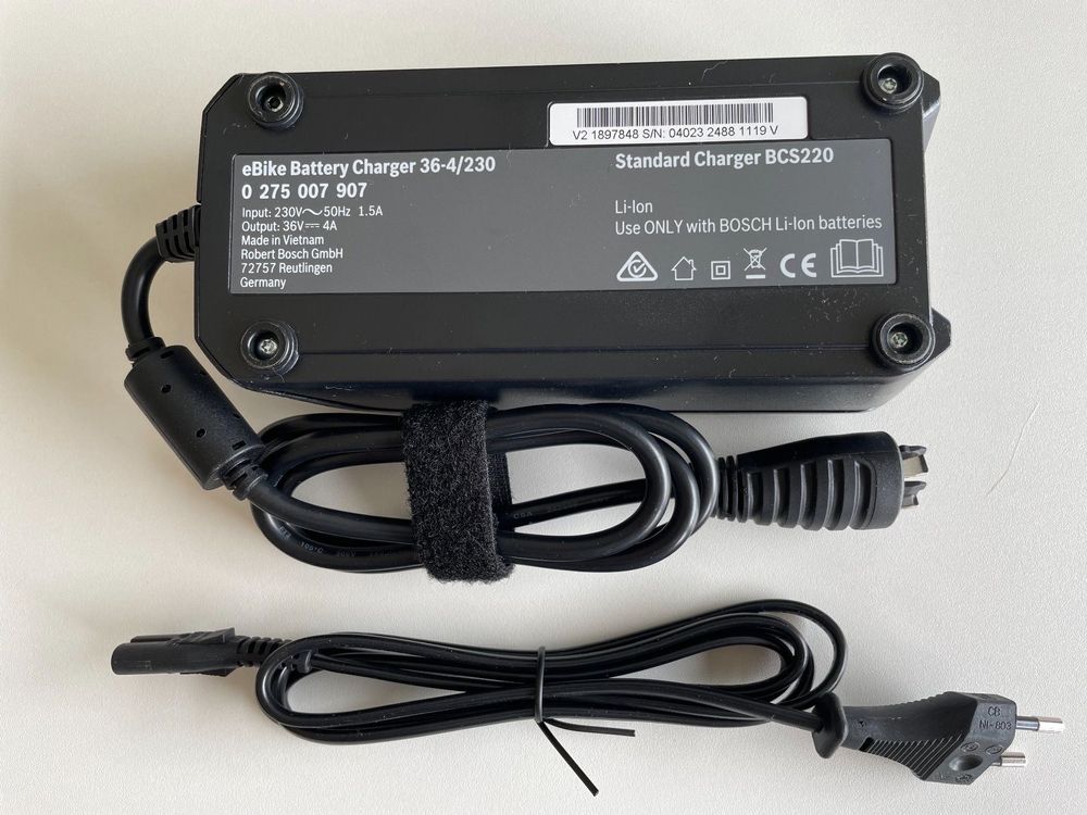 bosch-e-bike-battery-charger-36-4-230-kaufen-auf-ricardo