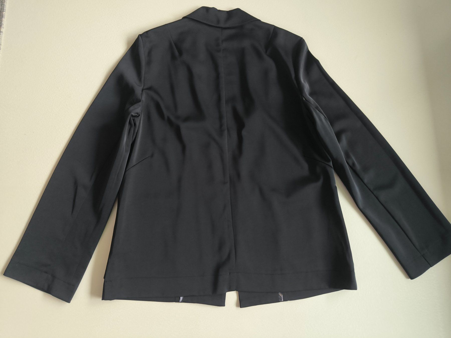Jacken: Flowing black blazer never used EU 38 – Neu (gemäss Beschreibung) aus Wallisellen von C_DM 9