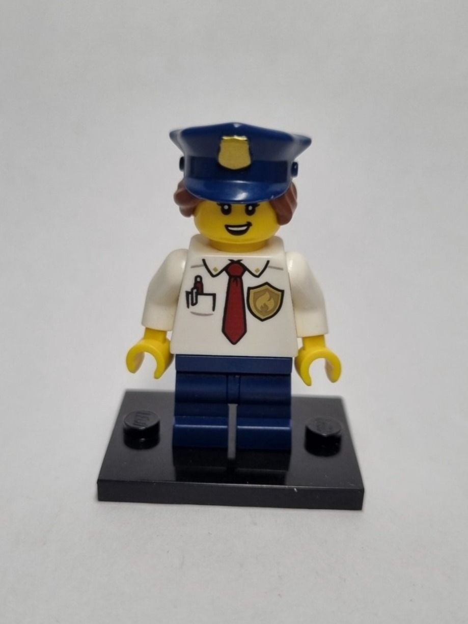 Lego Baukästen: LEGO LEGOLAND BAM Late 2023 Polizeichefin – Neu (gemäss Beschreibung) aus Basadingen von NekoBricks