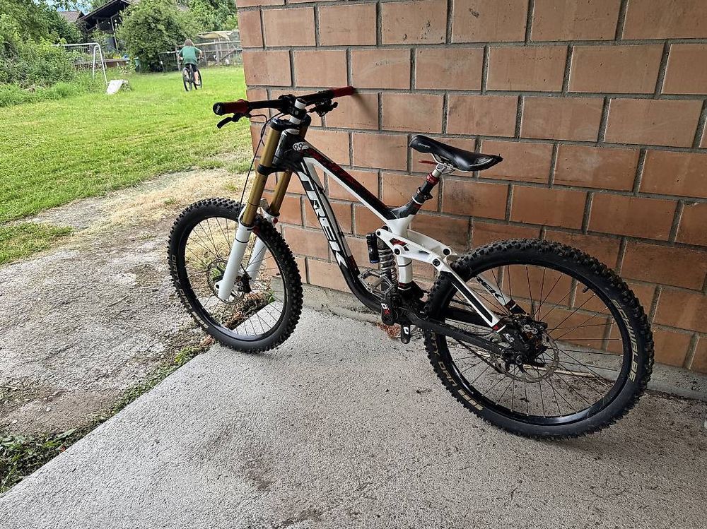 Trek Session 9.9 Carbon Downhill bike (Gebraucht) in Kirchdorf BE für ...