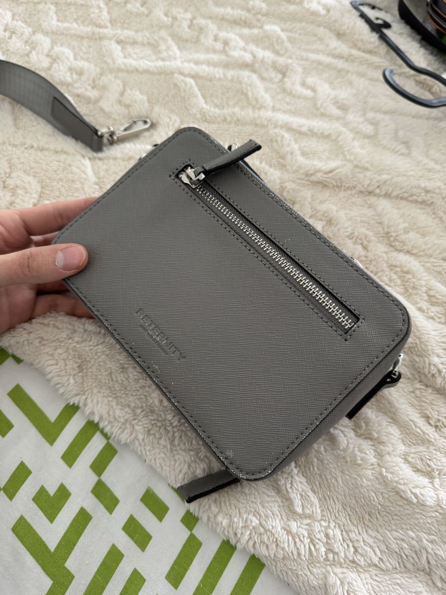 Borse: reternity shoulder bag – Usato da zürich venduto da sel_c7gk 2