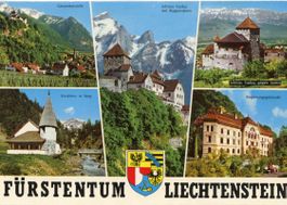 Liechtenstein  FL  mit Regierungsgebäude, Steg und Vaduz