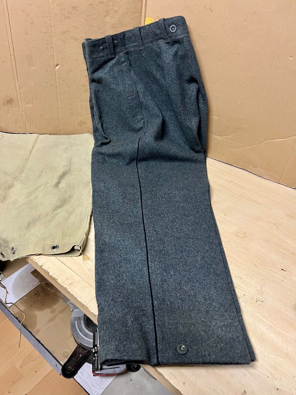 Uniformen: Militär Uniform und Sack – Gebraucht aus Belp von ch1999 2