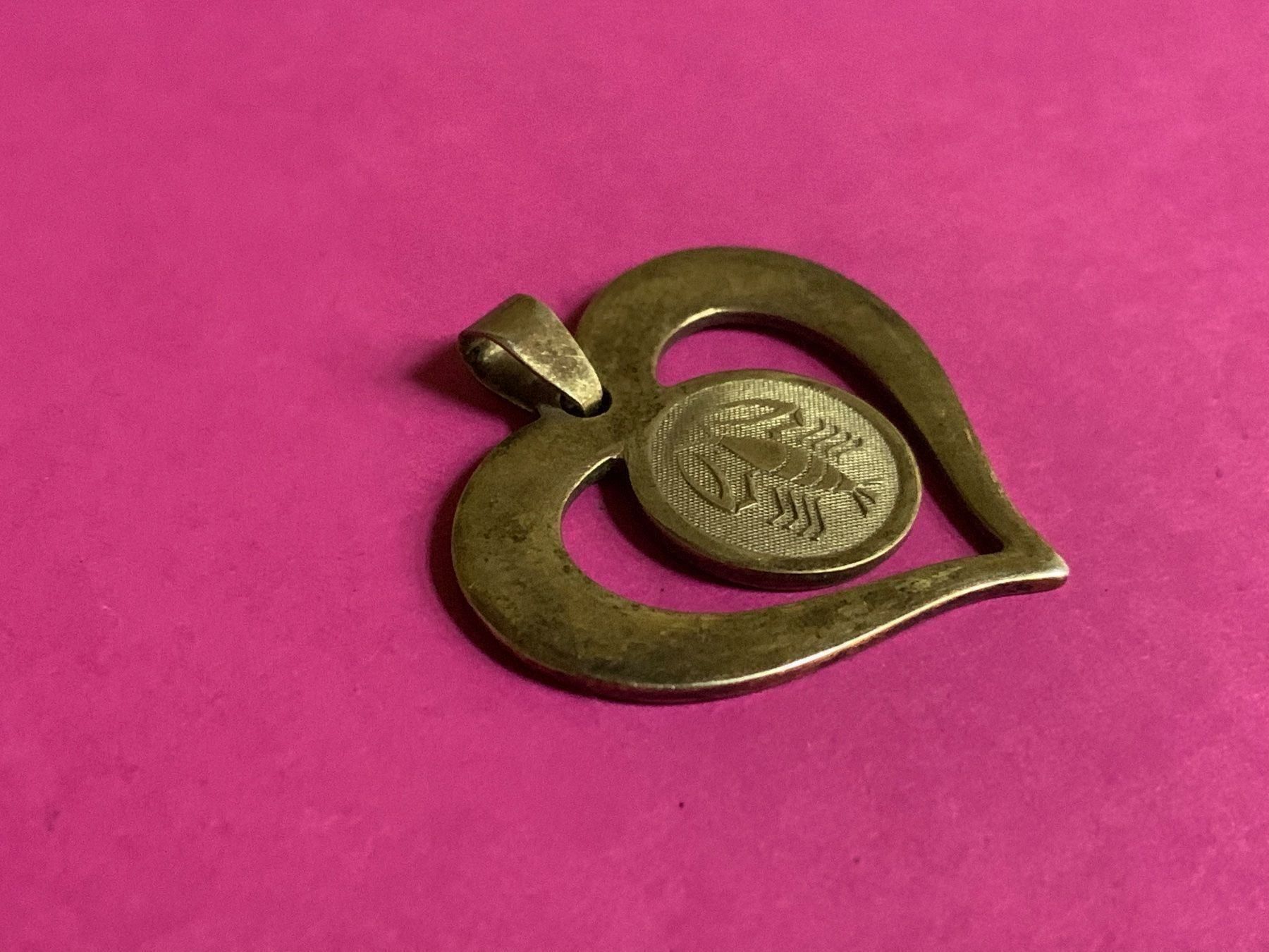 Anhänger: Anhänger 925 herz-skorpion! – Gebraucht aus Dittingen von Bijoubelle 1