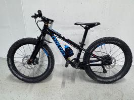 Naloo Velo