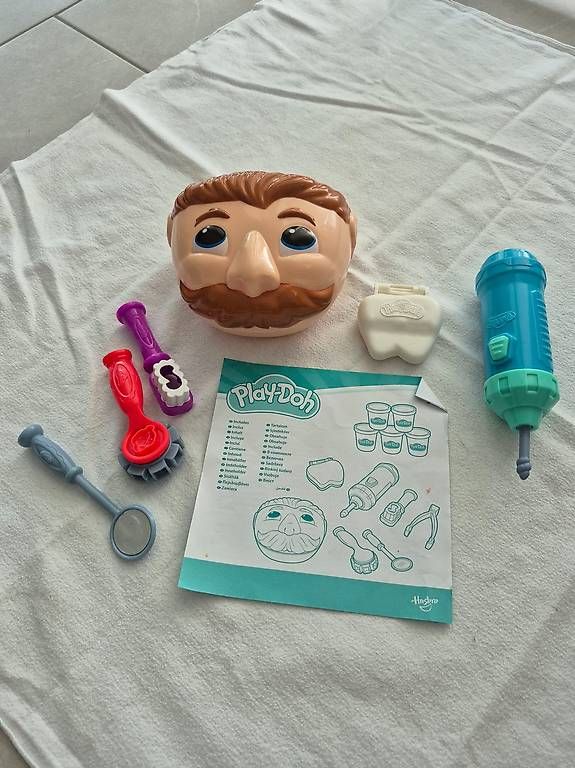 Jouets: Play doh Zahnarzt – D'occasion à Galgenen par Nsc32