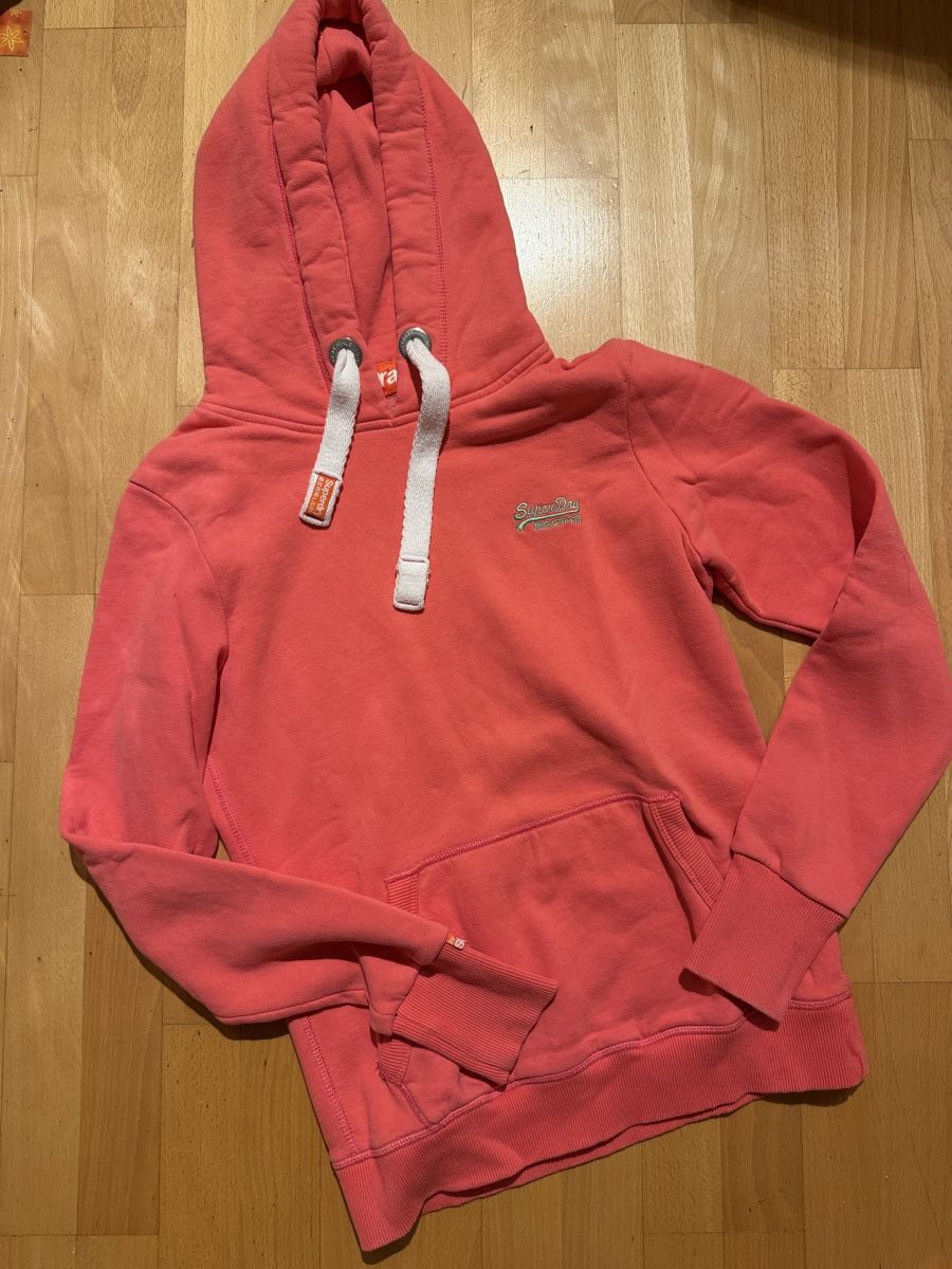 Superdry Pullover & Sweatshirts: Superdry Pullover Hoodie Gr. M pink gebraucht – Gebraucht aus kloten von domireto