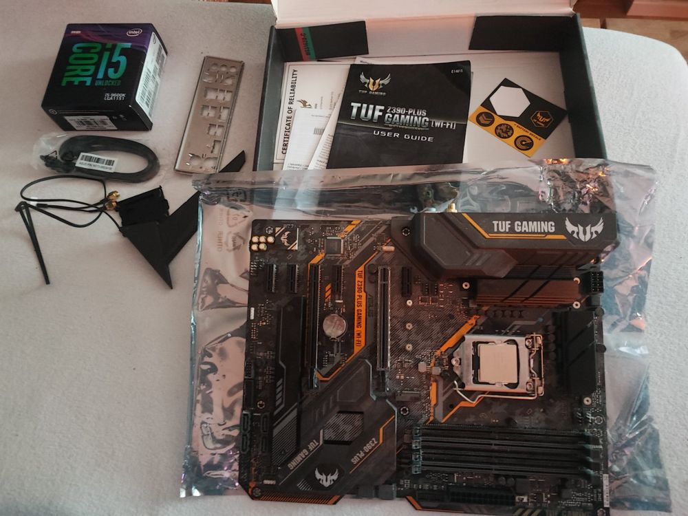Combo ASUS Z390-F Gaming + Intel i9-9900KS + 32 Go GSkill
