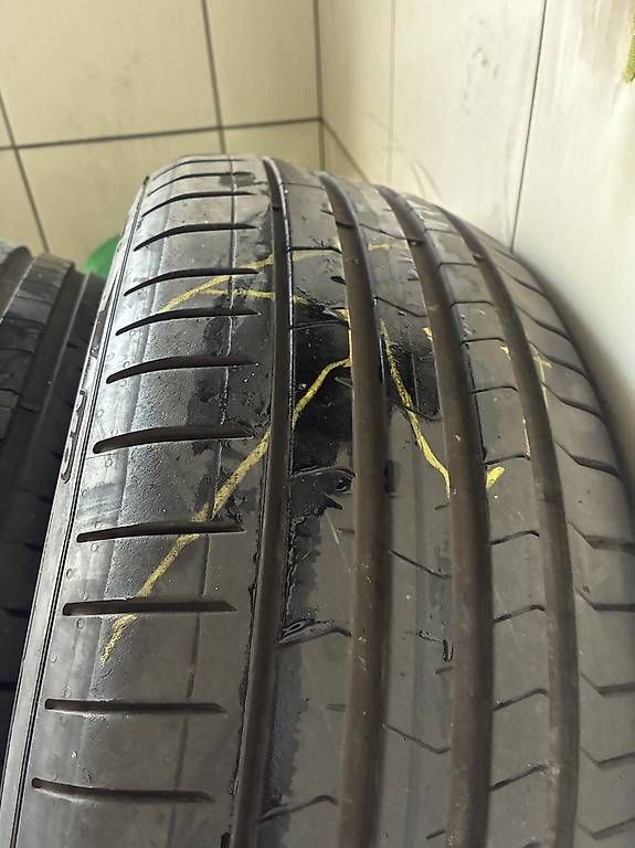 Altro in Scrittura & Disegno: Sommerreifen Pirelli 225 40 19 – Usato da Neuenhof venduto da Gt5.Performance_ 3