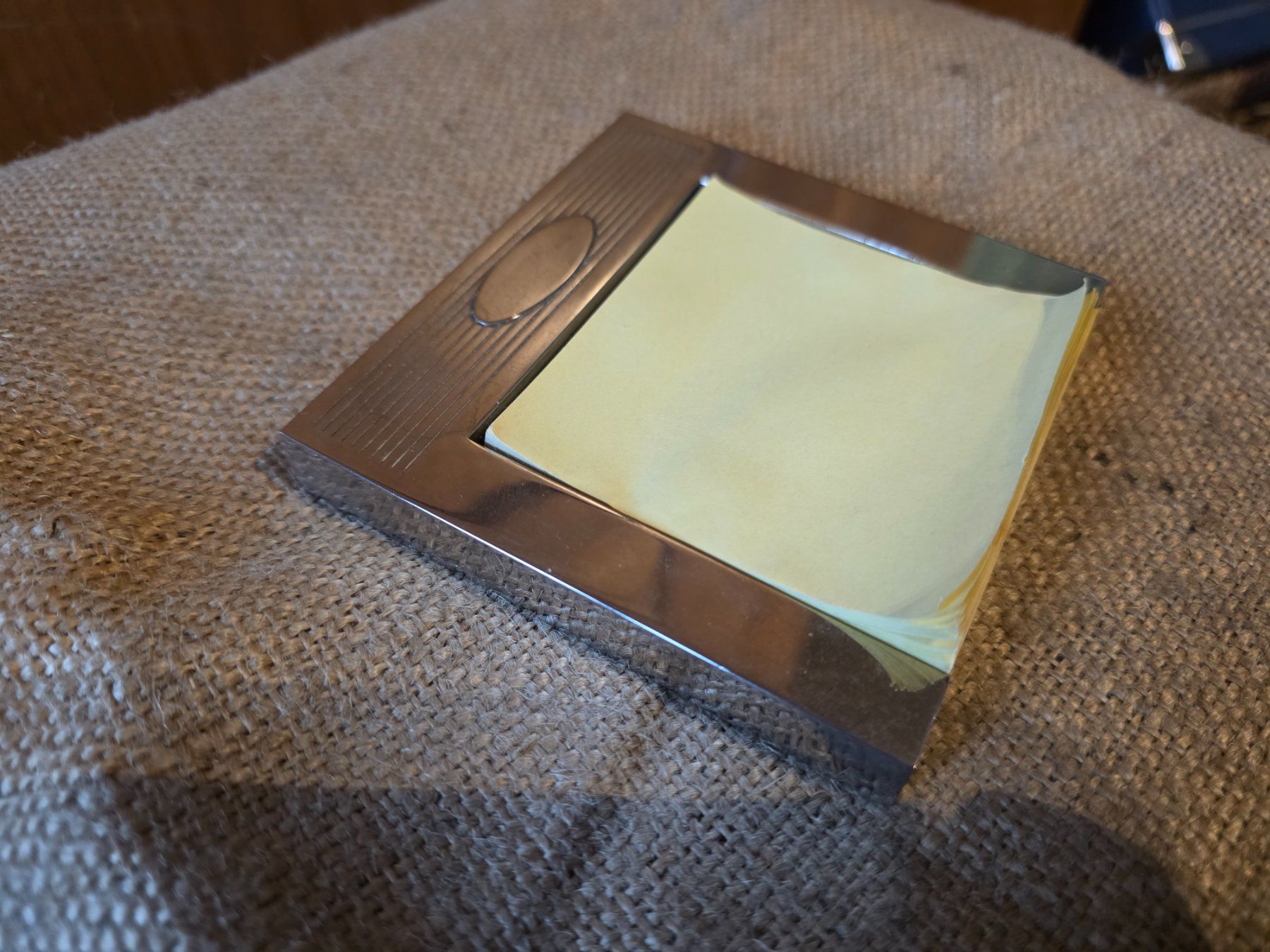 Altri mobili per ufficio: 360 Gramm Metall Post-it Tisch Halter – Usato da Walterswil BE venduto da Lonitti