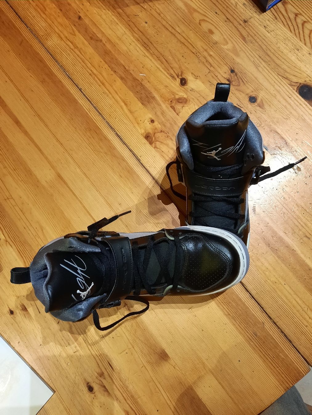 Jordan Herrenschuhe: Nike aire Jordan flight – Neu (gemäss Beschreibung) aus Valeyres-sous-Rances von frehos 2