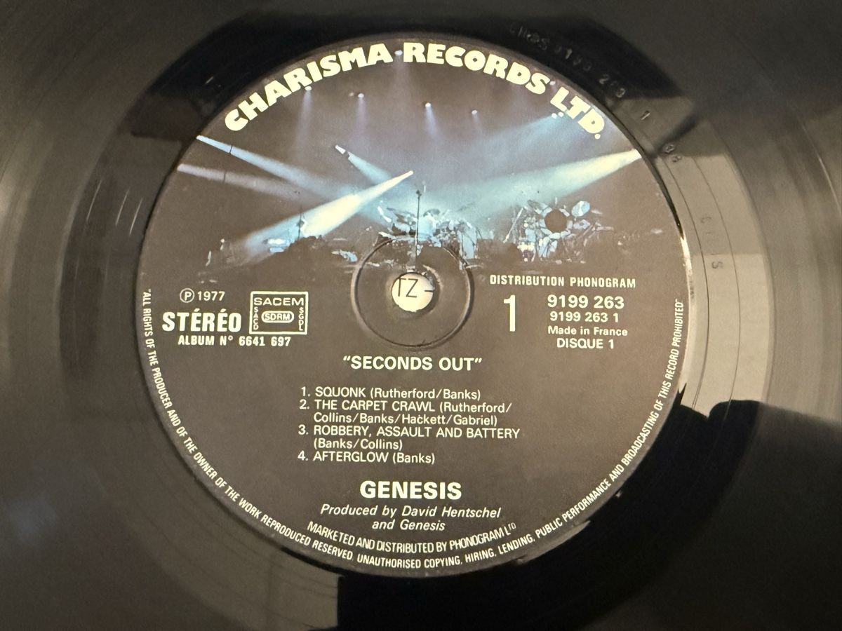 Dischi in vinile: Genesis - Seconds Out Double 2X LP / FR 1977 – Usato da Delémont venduto da Studio_du_soleil 2