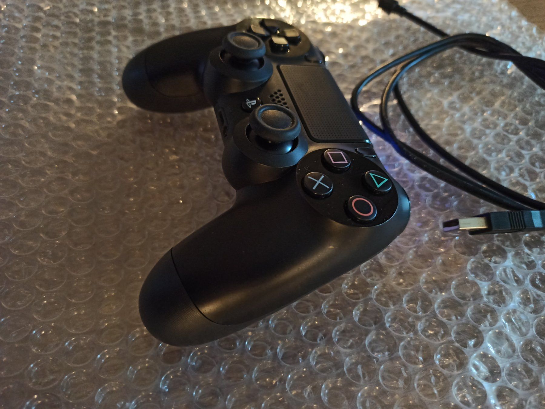 Manettes: Original Controller Sony PS4 Wireless DualShock 4 V1 – D'occasion à Oberweningen par mar_87mx 3