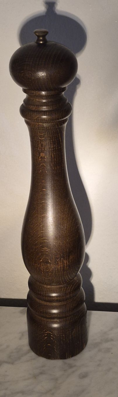 Appareils de cuisine: Peugeot Pfeffermühle ca. 41 cm – D'occasion à Basel par wer_smt6