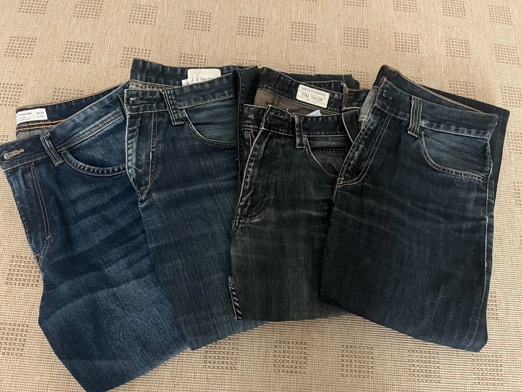 Tom Tailor Jeans: 4 Herrenjeans im Set – Usato da Belp venduto da Trek_71
