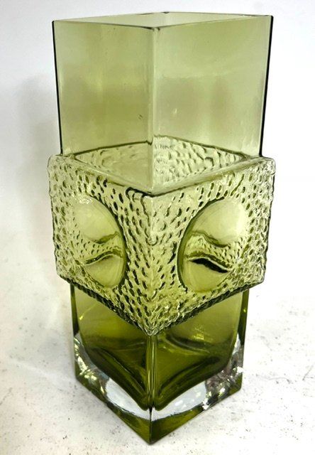 Vasen & Gefässe: Glas Vase oliv aus den 60er – Gebraucht aus Zürich von gigimai67 6