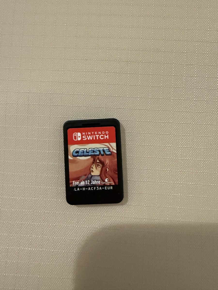 Nintendo Giochi: Nintendo Switch Spiel Celeste nur Card – Usato da Steinach venduto da Giusep7