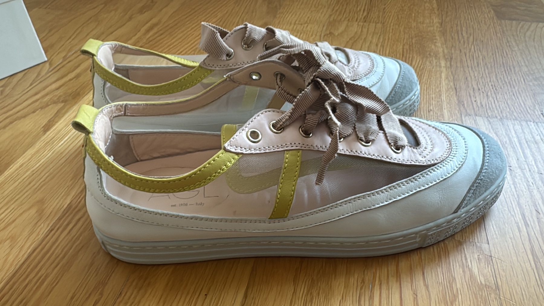 AGL Damenschuhe: AGL Sneakers Gr. 39 – Gebraucht aus Zürich von froschchen79 3