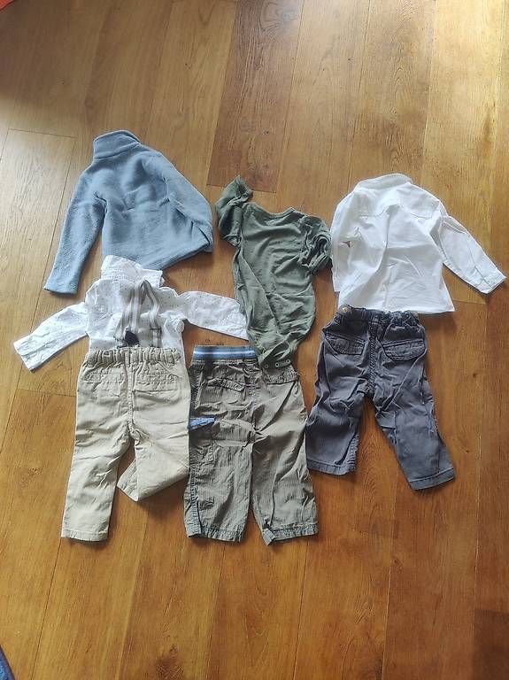Lotti & Set di vestiti: Marken Kleiderpaket Gr. 74/80 – Usato da Rueras venduto da fscw 1