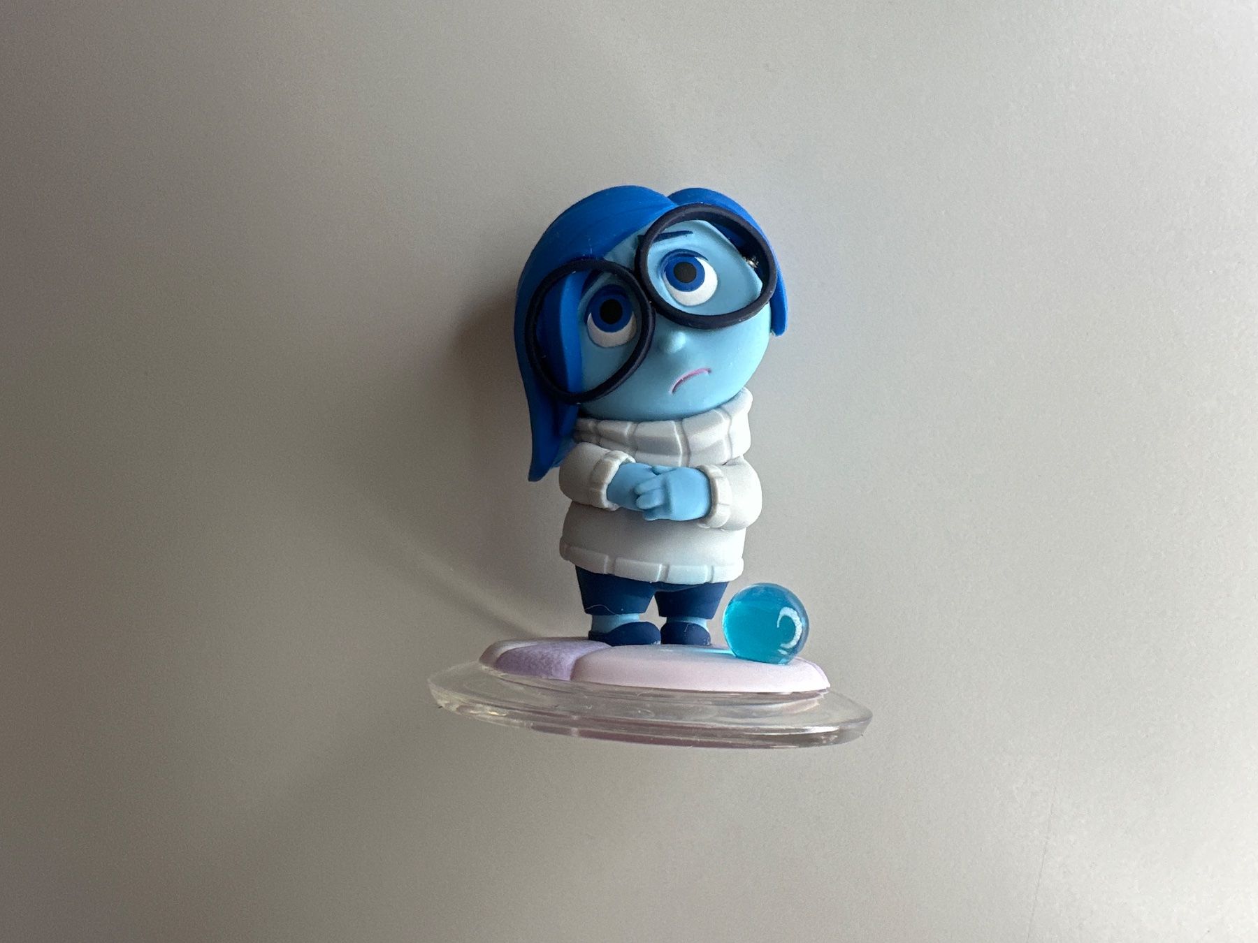 Disney Statuette: Disney Infinity Figur Sadness – Usato da St.gallen venduto da taduz