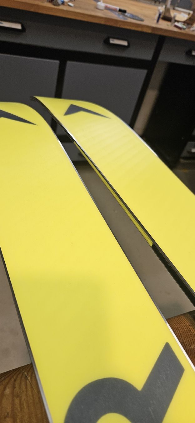Dynastar Sci: Dynastar Legend 2020 All Mountain Ski – Usato da Riehen venduto da Herr_Habido 5