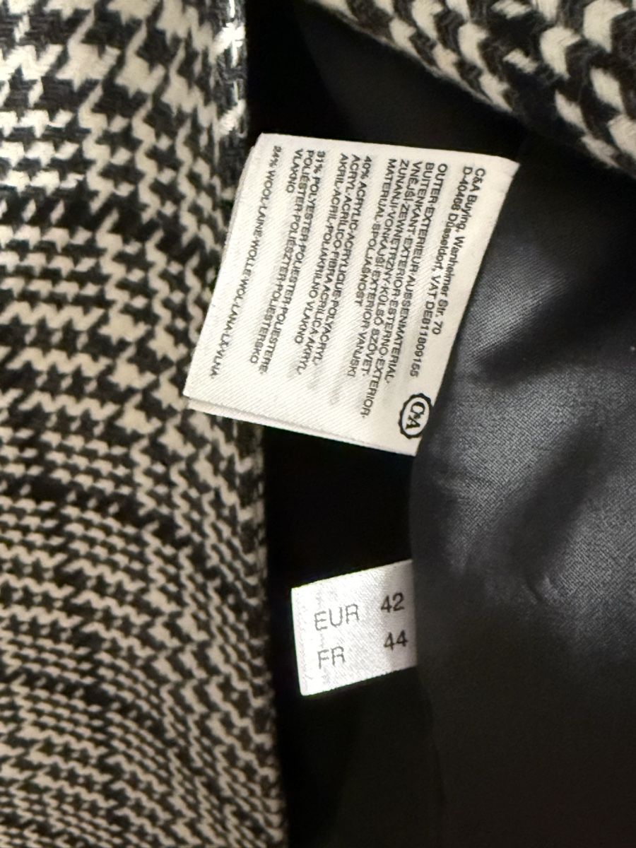 C&A Cappotti: Mantel C&a – Usato da Brüttisellen venduto da Bluepurple1 2