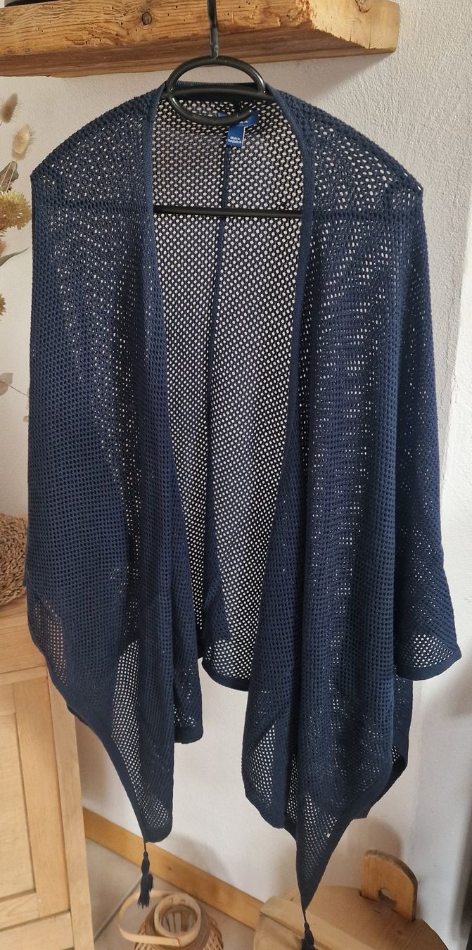 Tom Tailor Giacche: Strickjacke/Poncho, dunkelblau Tom Tailor One Size – Usato da Falera venduto da Fudax 1