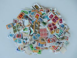 Briefmarken gestempelt zum ablösen und postfrische