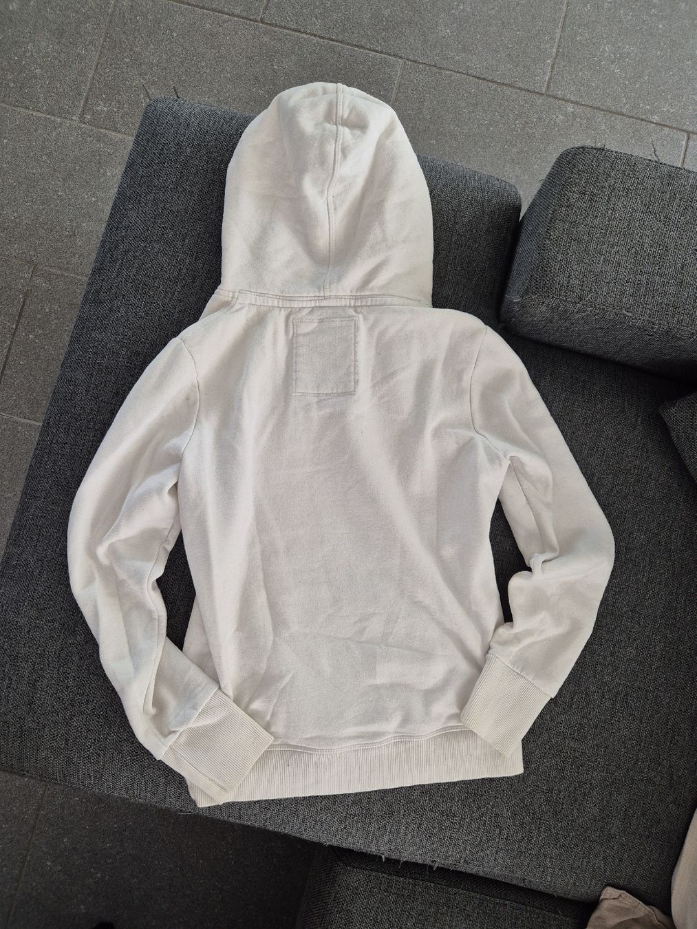 Superdry Maglioni & Felpe: Superdry Hoodie Gr. M – Usato da Neerach venduto da RosandraB 1