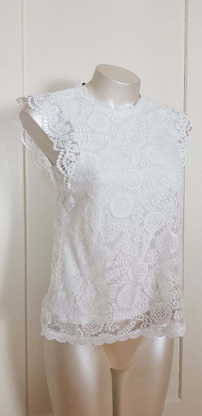 Pieces Top: Buse, Spitze, Doublure, pieces, Gr. S – Usato da Uster venduto da Astral 1
