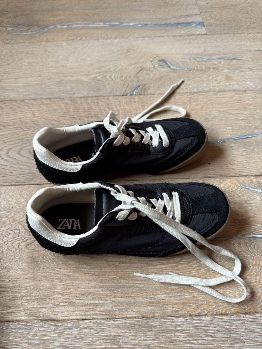 Damenschuhe: Great cool ZARA black sneakers. Size 39 – Neu (gemäss Beschreibung) aus Grund b. Gstaad von PlageNeige 1