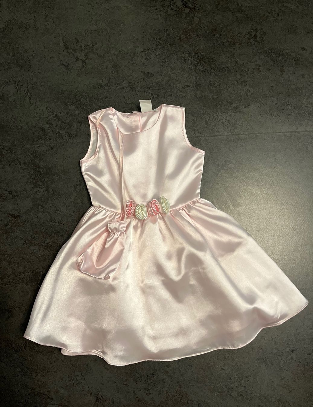 Vestiti & Gonne: Schönes Kleid – Nuovo e nell'imballaggio originale da Zürich venduto da Maria_Felicina 2