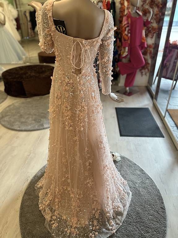 Vestiti: Abiti eleganti  – Usato da Baden venduto da mih_kn89 4