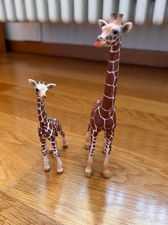Giocattoli: Schleich Giraffe mit Baby – Usato da Zürich venduto da Azzurro6 1