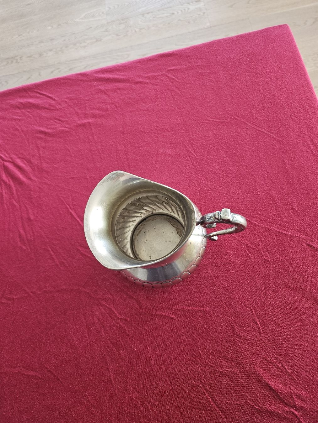 Karaffen: Vintage Silver Plated Water Pitcher - Elegant Design! – Gebraucht aus Immensee von Gitter 1