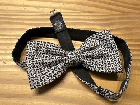 Elegante Fliege / Querbinder – Schwarz-Weiss gemustert – Ver