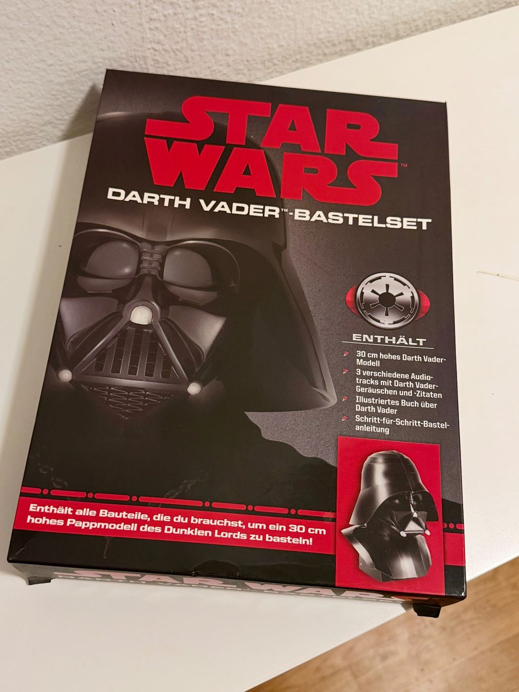 Star Wars Figuren: STAR WARS Darth Vader Bastelset – Neu und originalverpackt aus Zürich von NerdLoot