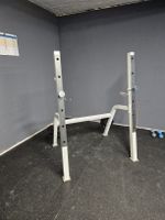Squat Rack Hantelablage