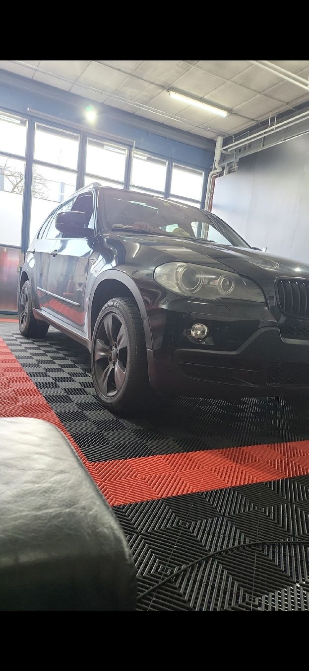 BMW Autos: BMW X5 E70 Turboschaden – Gebraucht aus Grenchen von dav_jlt8