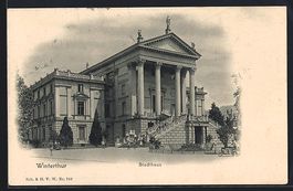 Winterthur, Passanten vor dem Stadthaus