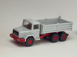 RI- Wiking Magirus Muldenkipper altweiss