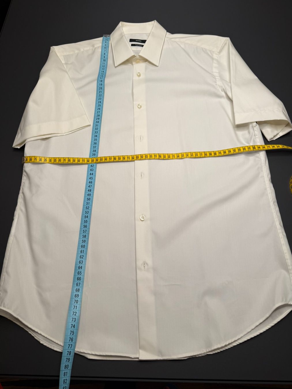 Hugo Boss Camicie: BOSS Kurzarmhemd in Baumwolle Off-White, Grösse 41 – Usato da Muri b. Bern venduto da ris_m7jw 3