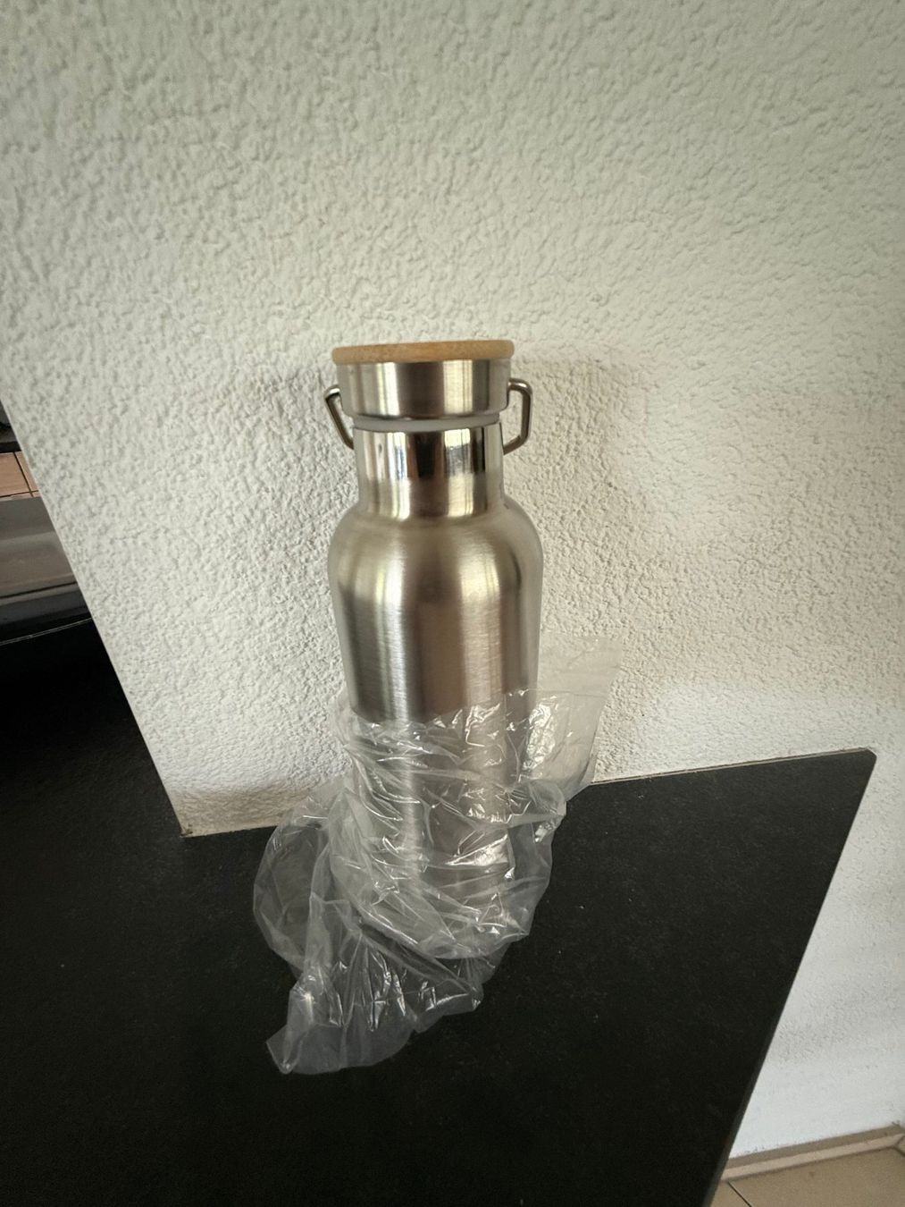 Thermos Borracce & Thermos: Neu Thermosflache Edelstahl 0.75 Liter – Nuovo e nell'imballaggio originale da Kirchdorf AG venduto da coco123 3