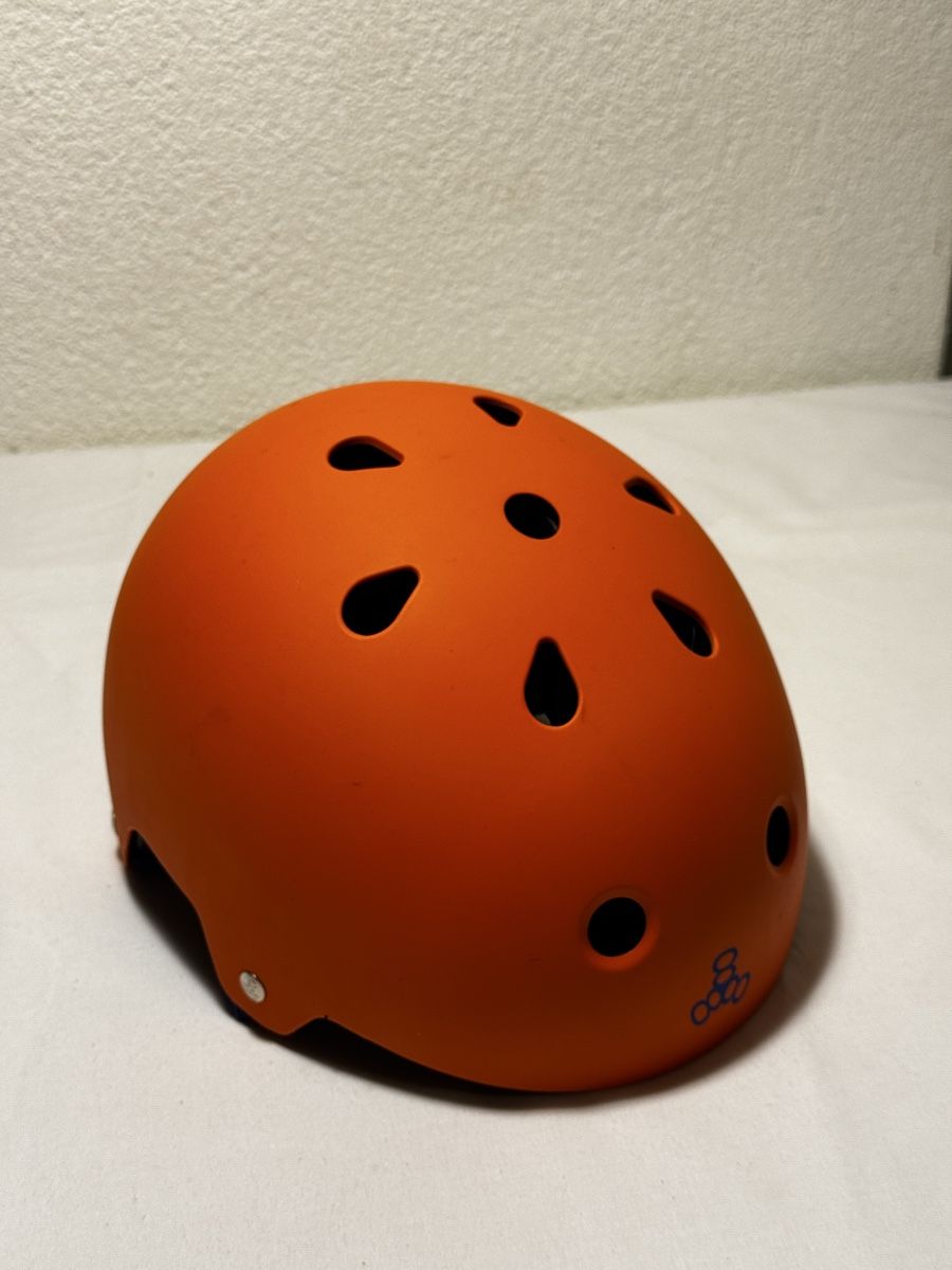 Caschi: Triple Eight Helm, Orange, Grösse S/M – Nuovo (secondo la descrizione) da Stüsslingen venduto da leo_nzh6 3