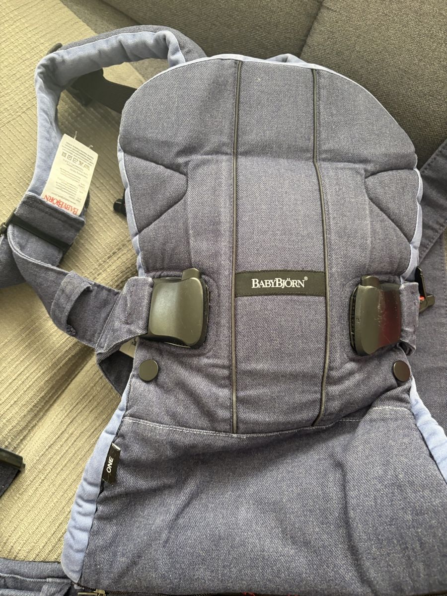Babybjörn Bauch- & Rückentragen:  BabyBjörn trage – Gebraucht aus Weggis von din_mfg6 1