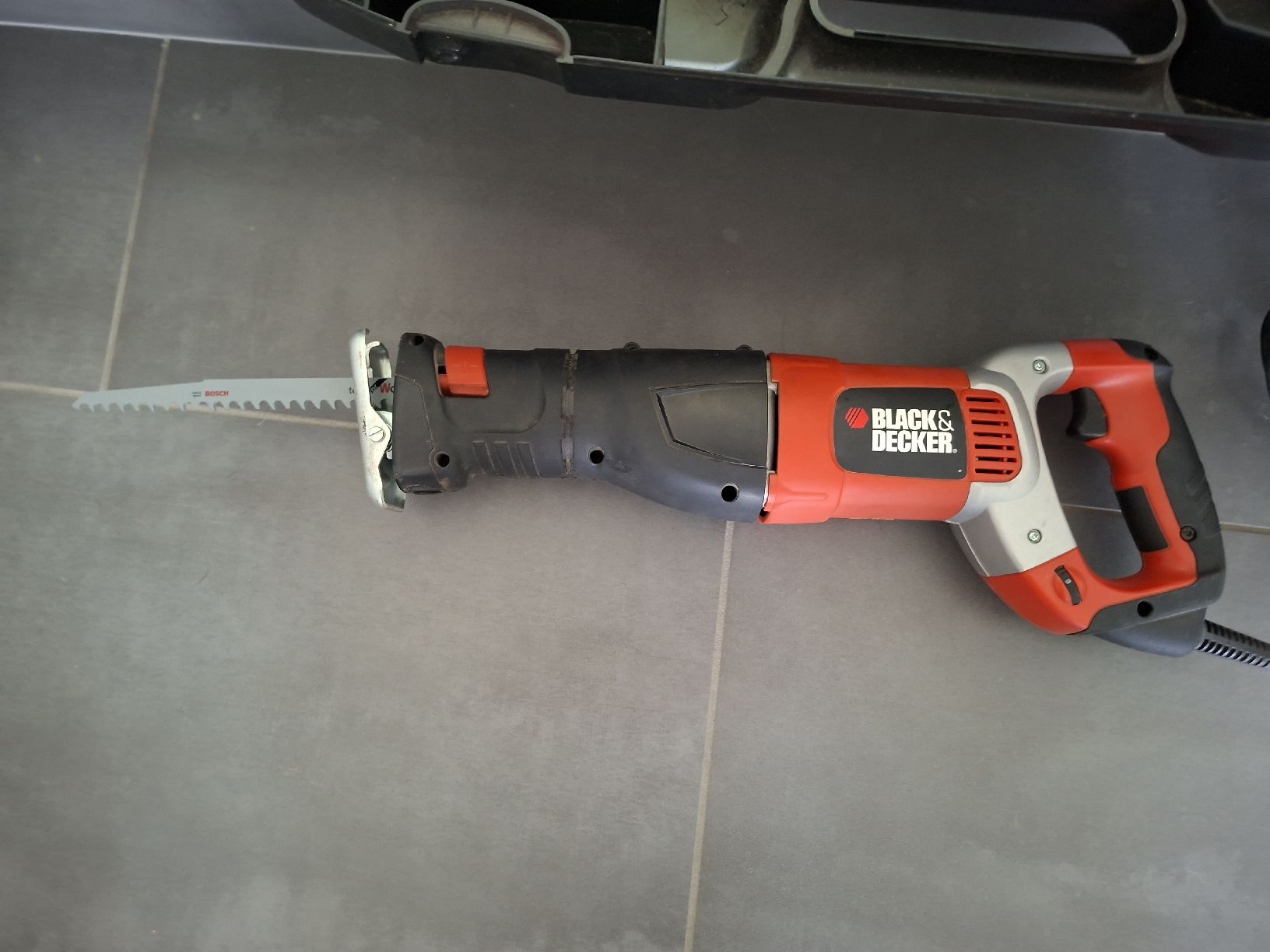 Scies: Scie sabre Black & Decker – D'occasion à Tavannes par saca70 4