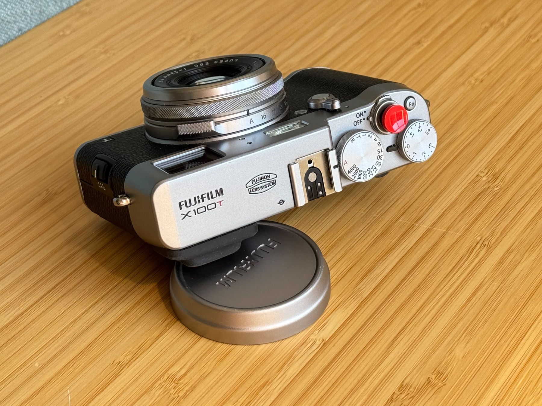 Fujifilm Kamera: Fujifilm X100T Digitalkamera silber – Gebraucht aus Zimmerwald von gan_pfq9 2
