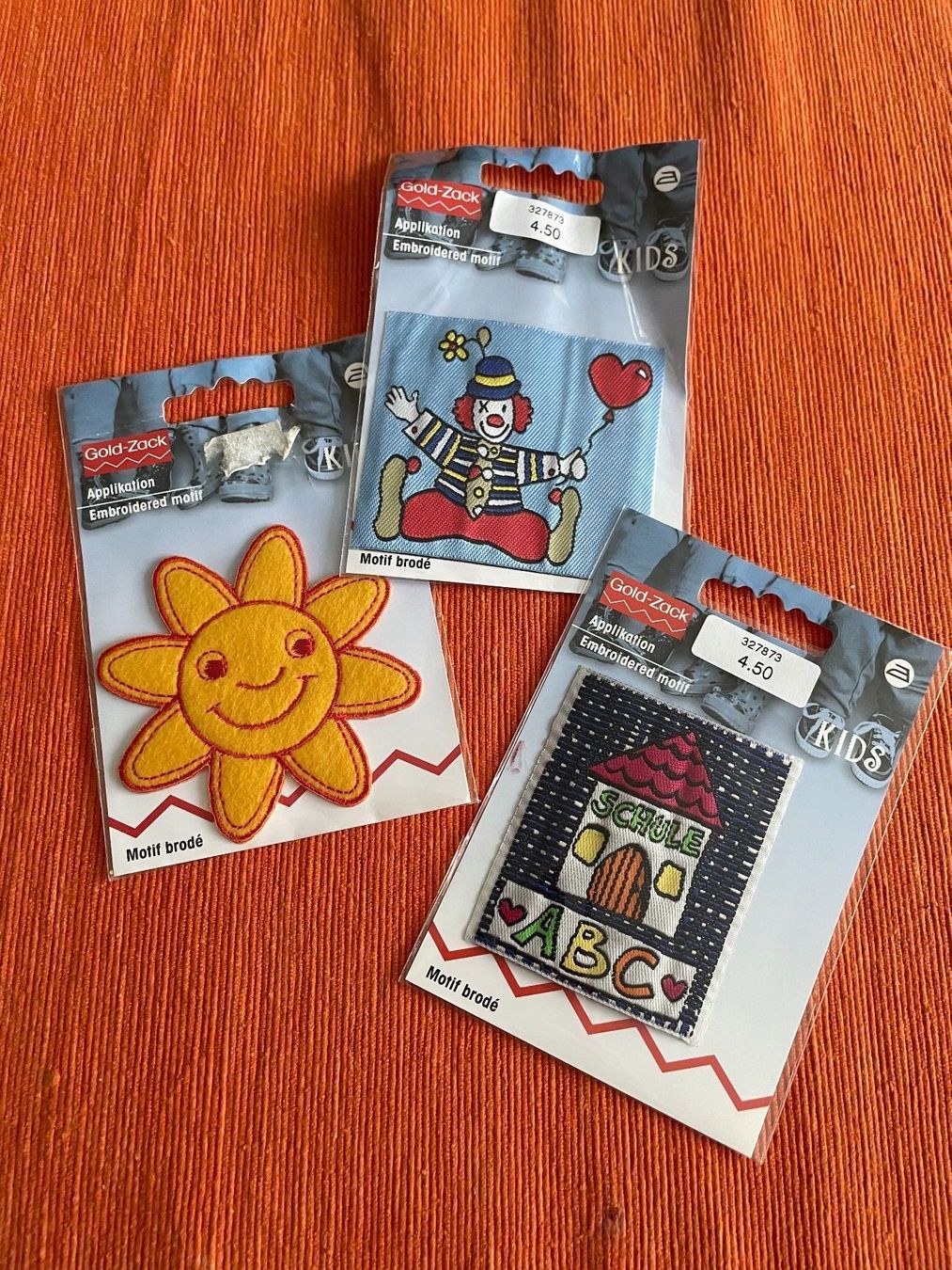 Patches: 3 neue aufbügelbare Bilder – Neu und originalverpackt aus Urdorf von leoale